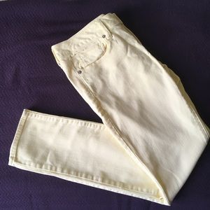 American Eagle skinny jeans in pale yellow